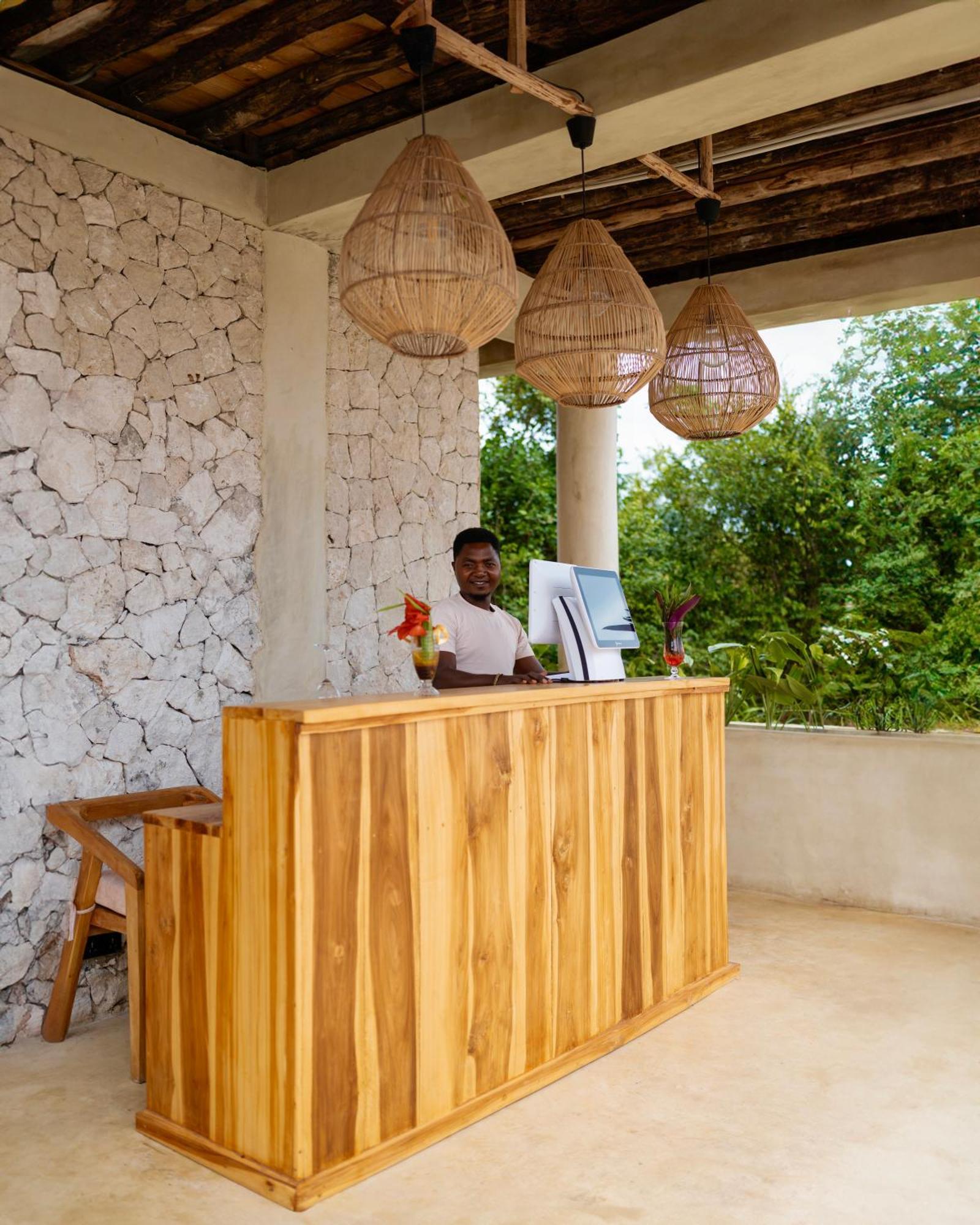 Garden Eden Lodge จัมเบียนี ภายนอก รูปภาพ