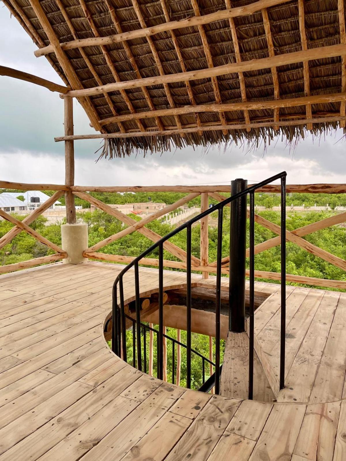 Garden Eden Lodge จัมเบียนี ภายนอก รูปภาพ